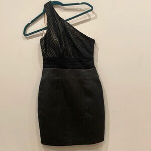 Evening/wedding/date dress. Amazing fit.  Great design 🤩